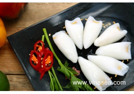 8-frozen-blanching-squid-stuffed-with-sticky-rice-1024x682