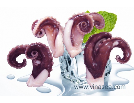 4-frozen-boiled-octopus-2-legs-cut-iwadako-1024x682_15310